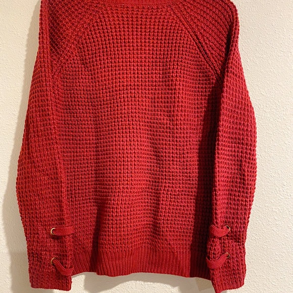 Sweater - Picture 3 of 4